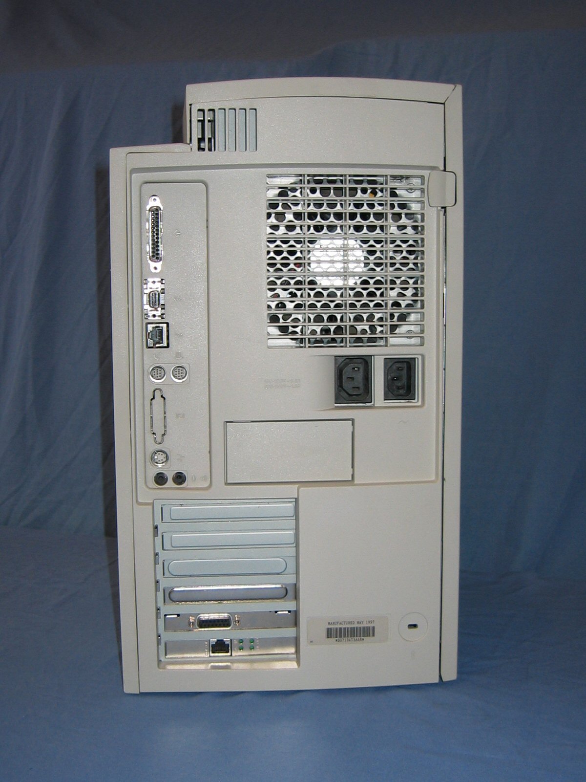 Power Macintosh 9600 - computers.popcorn.cx